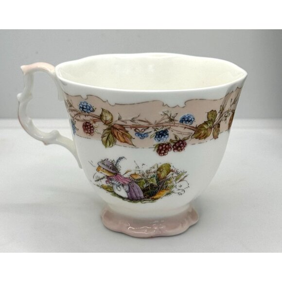 Royal Doulton 1998 Brambly Hedge Teacup With Autumn Design - Picture 6 of 6